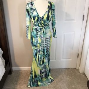 Colorful Sleeved Maxi Wrap Top Dress. New w/o Tags